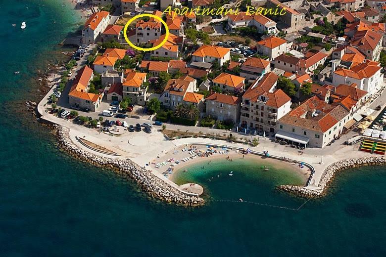 Apartmani Banic Postira Exterior photo