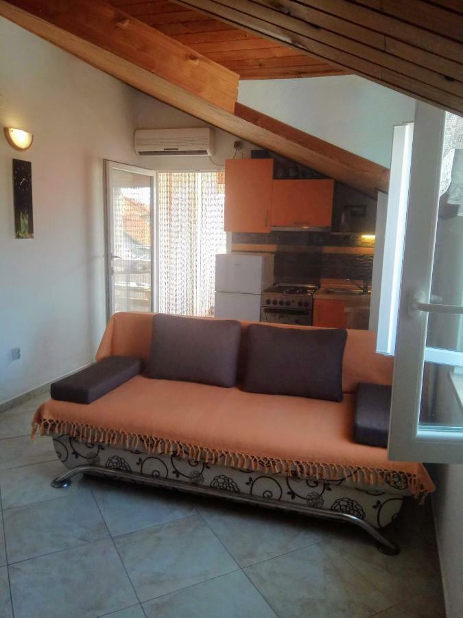Apartmani Banic Postira Exterior photo